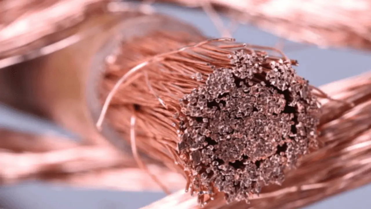 La sorprendente diferencia de precio entre el cobre y el zinc que los chatarreros no te cuentan